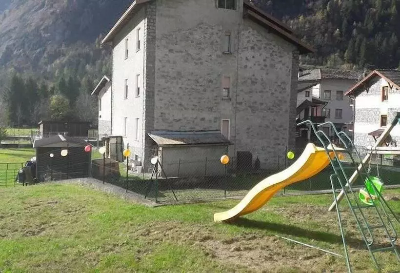 La Tana Dell Orso B & B