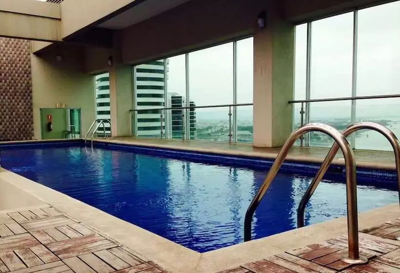 Luxury Suites Riverfront Gye