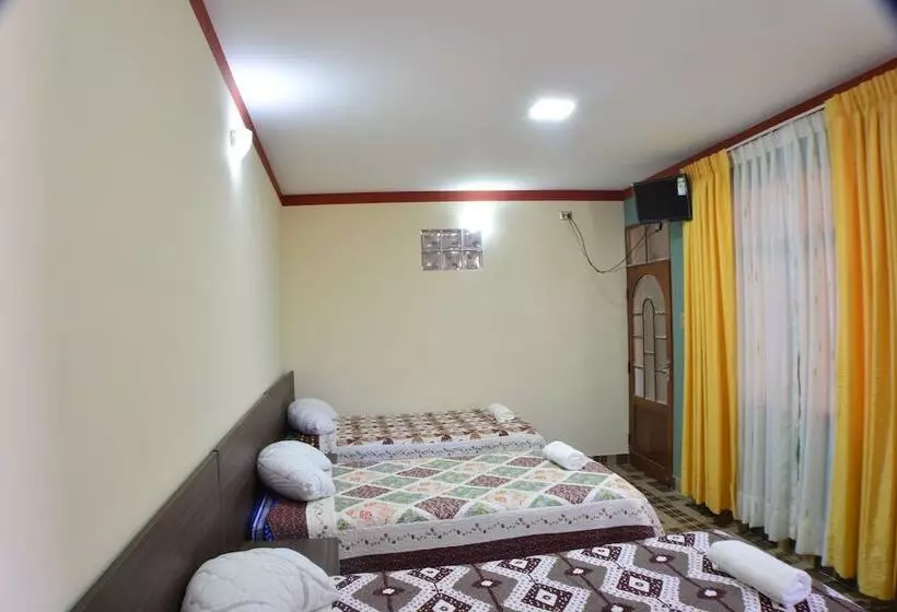 پانسیون Casa De Huespedes Valhalla