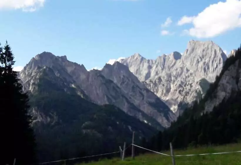 Majatalo Ferienwohnungen Gästehaus Lärcheck