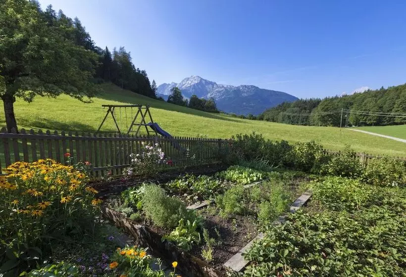 Majatalo Ferienwohnungen Gästehaus Lärcheck