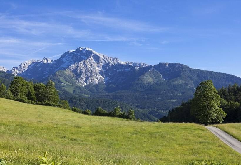 Пансион Ferienwohnungen Gästehaus Lärcheck