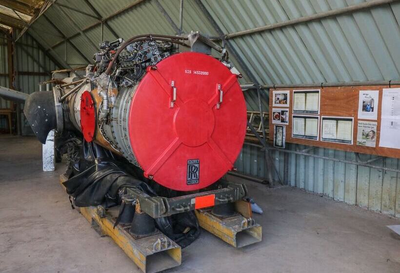 Swan Lodge Castle Farm