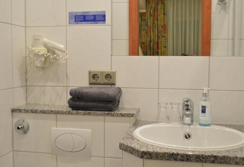 ホテル Abant  Frankfurt Obertshausen