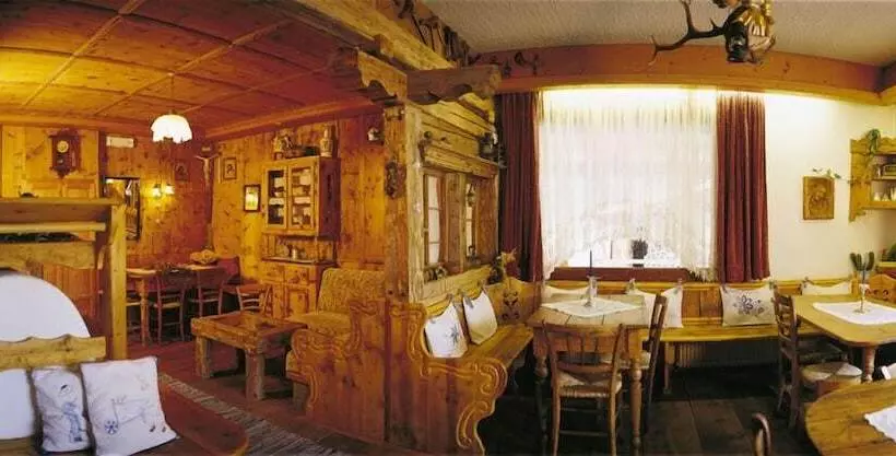 בית מלון כפרי Albe