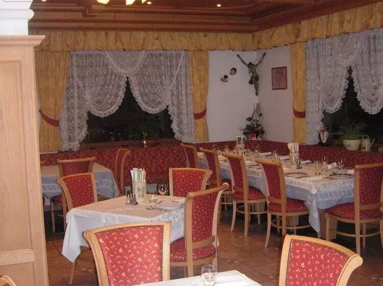 בית מלון כפרי Albe