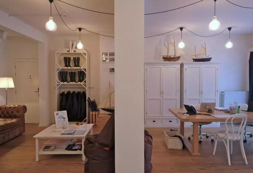 فندق Avenue Beach