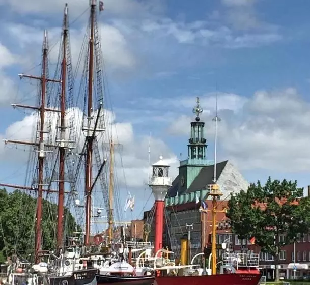 هتل Dh Deutsches Haus