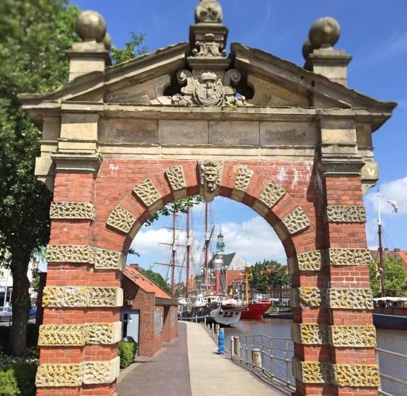 Отель Dh  Deutsches Haus