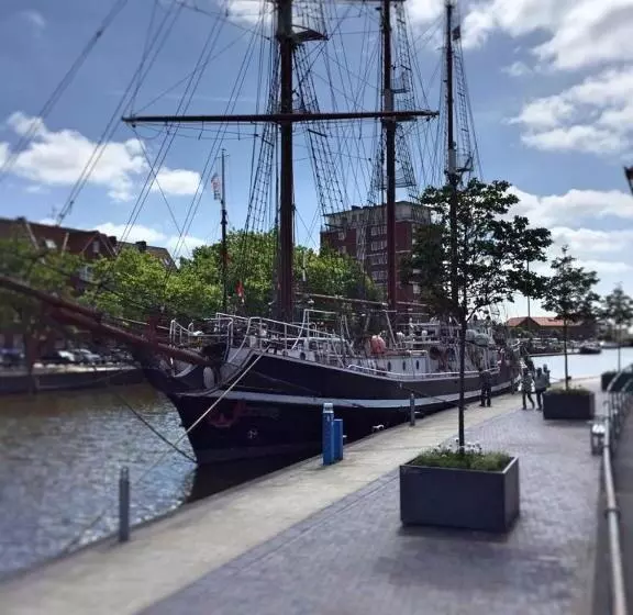 هتل Dh Deutsches Haus