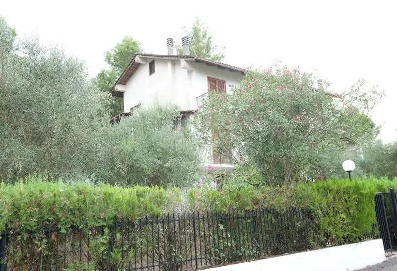 Hotelli Elena Residence