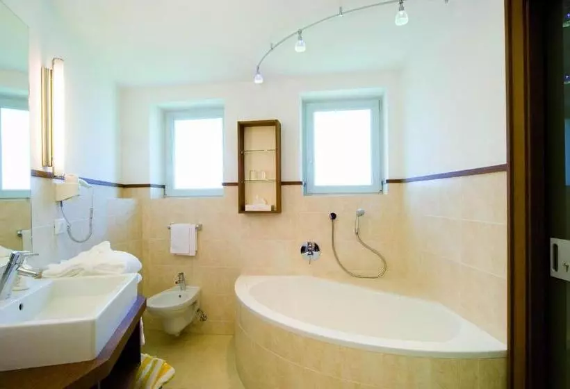 Отель Hilburger