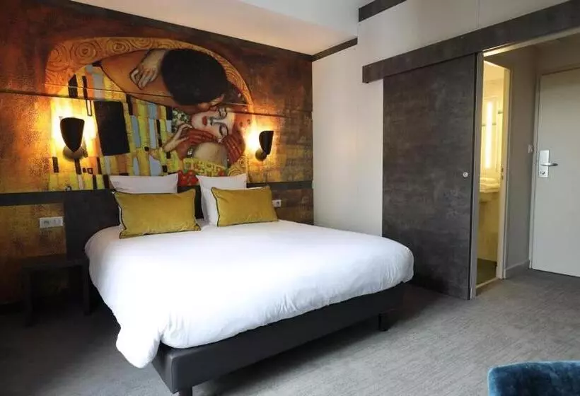 هتل La Capelle Millau