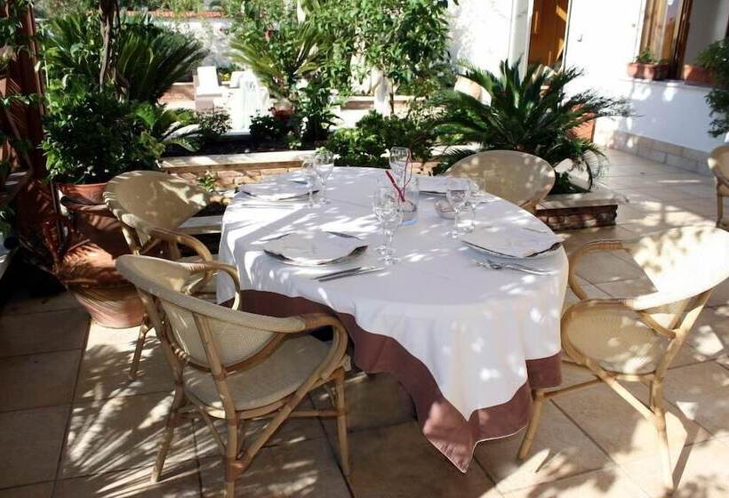 בית מלון כפרי Mandetta   Adults Only