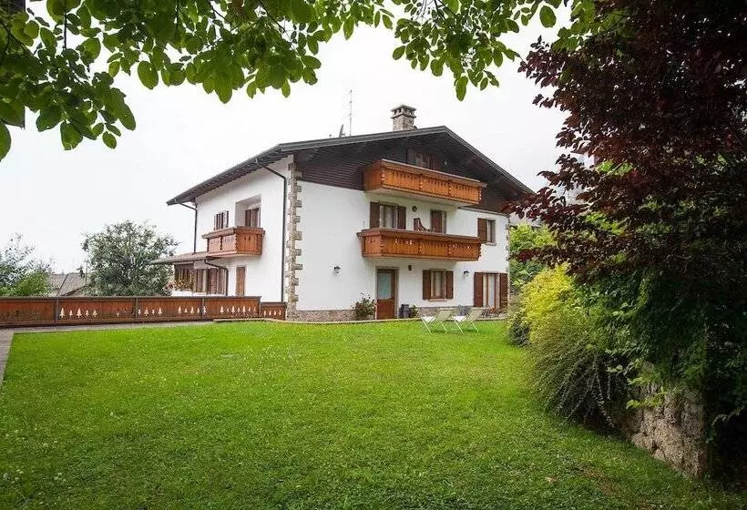 בית מלון כפרי Max Meublè