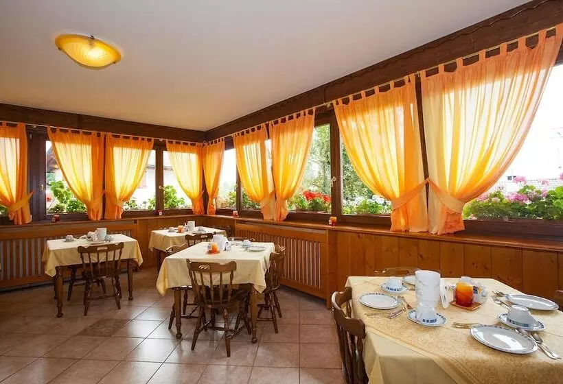 בית מלון כפרי Max Meublè