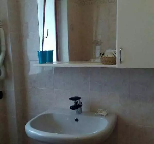 בית מלון כפרי Max Meublè