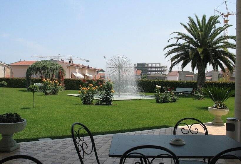 בית מלון כפרי Miramare