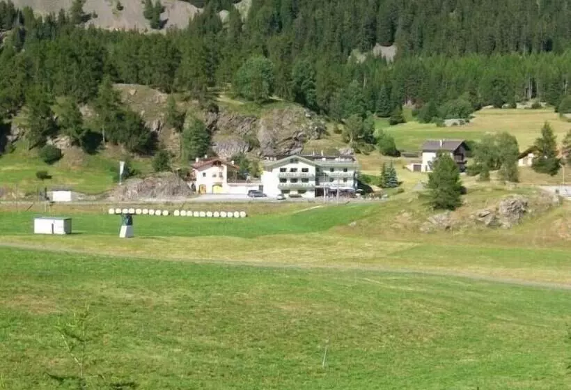 ホテル Reschnerhof