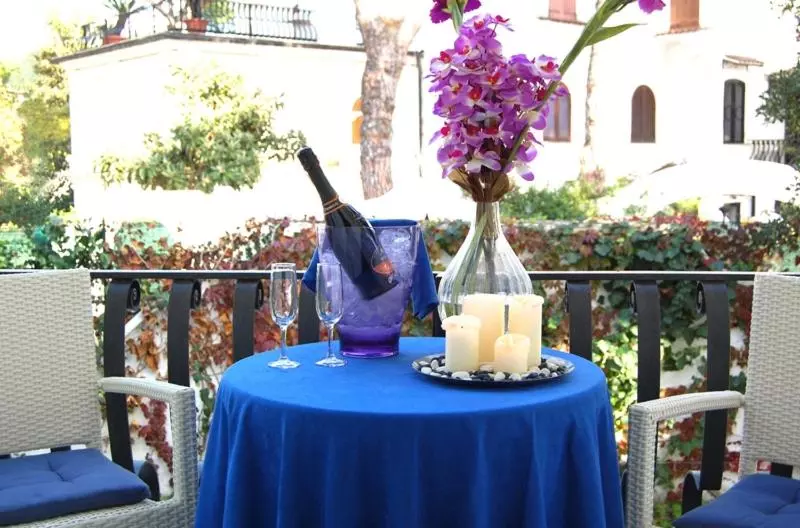 هتل Ristorante Meson Feliz