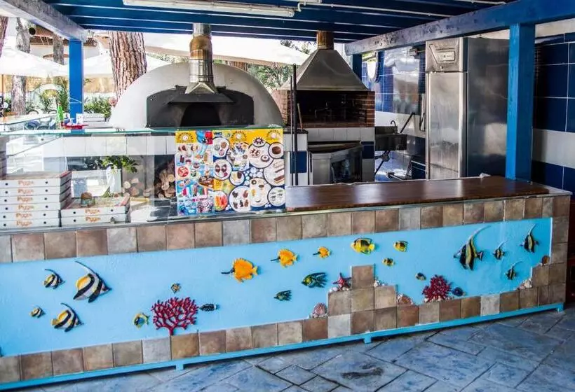 هتل Ristorante Meson Feliz