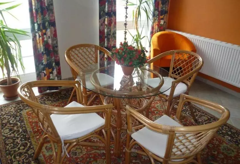 Отель Sonngarten