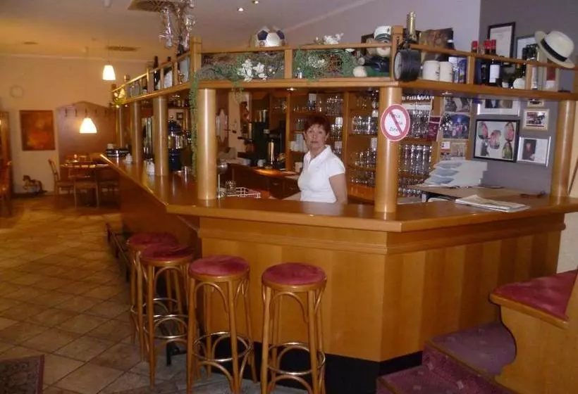 Отель Sonngarten