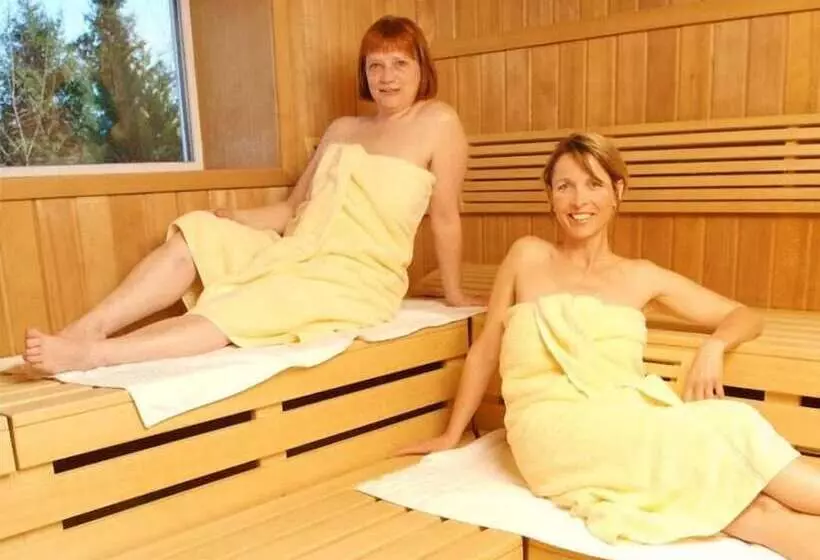 Landhotel Herzberger Garni Zimmer & Ferienwohnungen