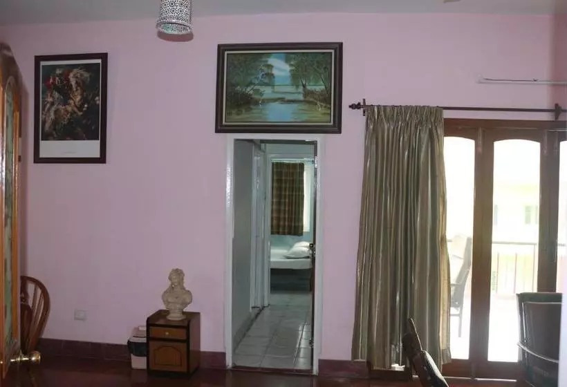 ペンション Monorama Guest House