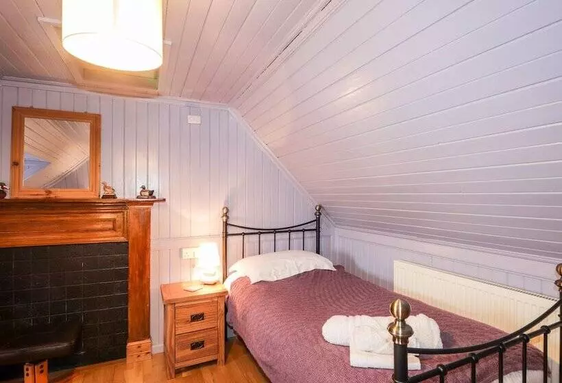 Jubilee Cottage