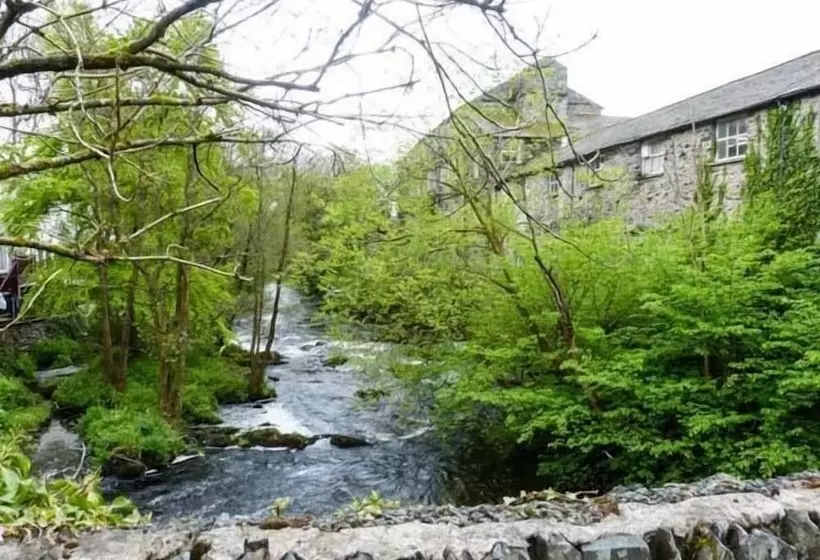 Kingfisher Barn
