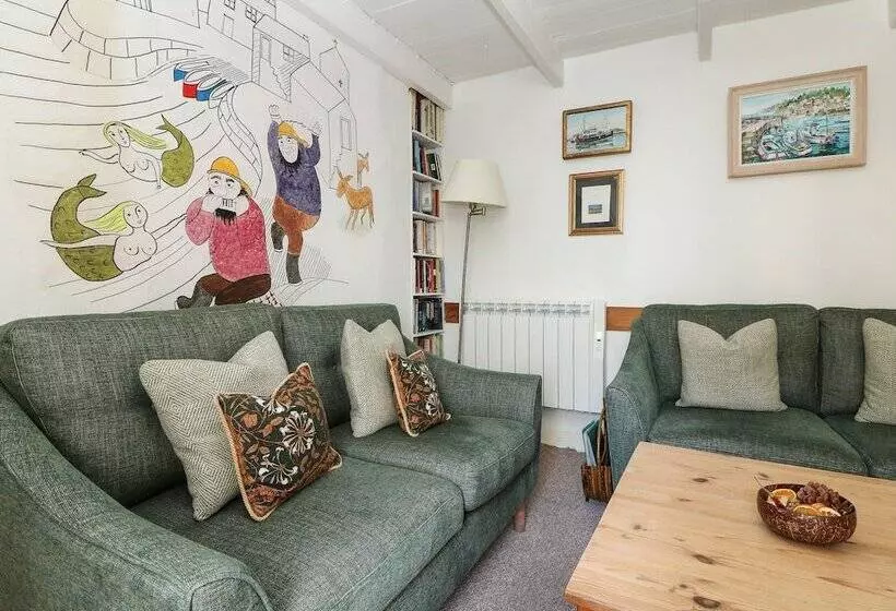 Mural Cottage