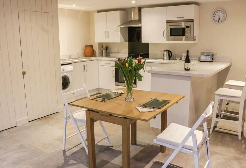 The Bothy, 21 West Street