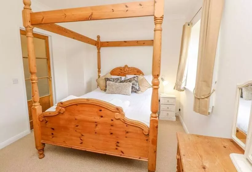 The Coach House
