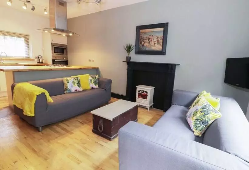 4 Wheatsheaf Yard