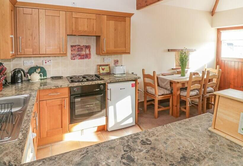 Broadings Cottage At Broadings Farm