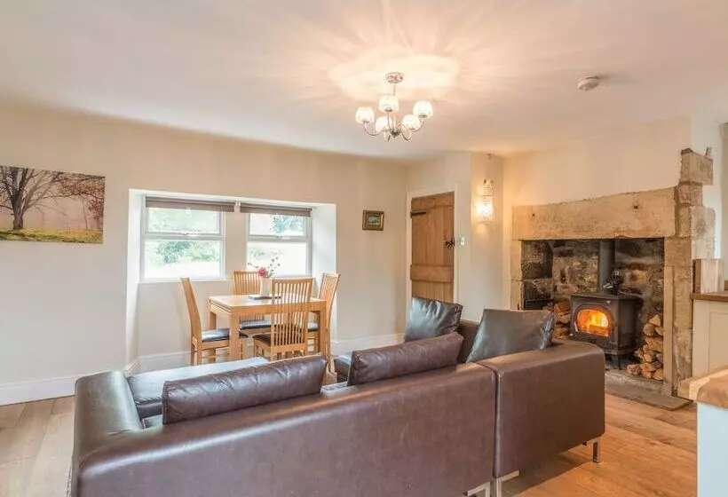 Ryehill Farm Cottage