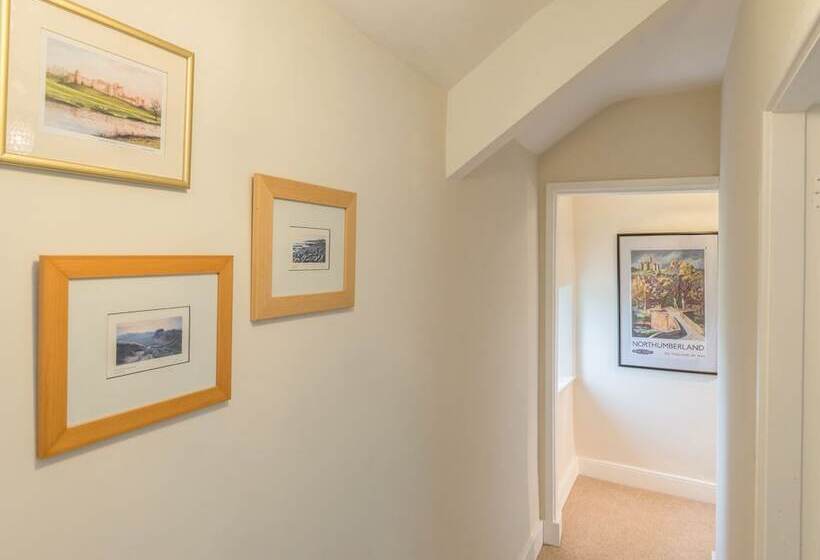 Ryehill Farm Cottage