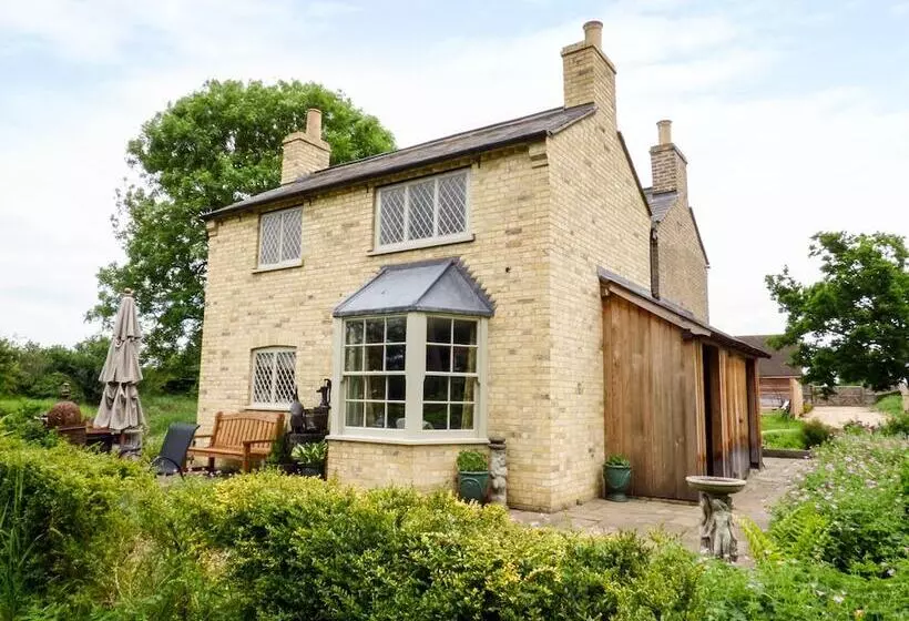 Shortmead Cottage