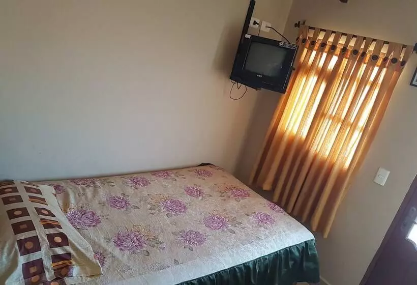Alojamiento El Turista Hostel