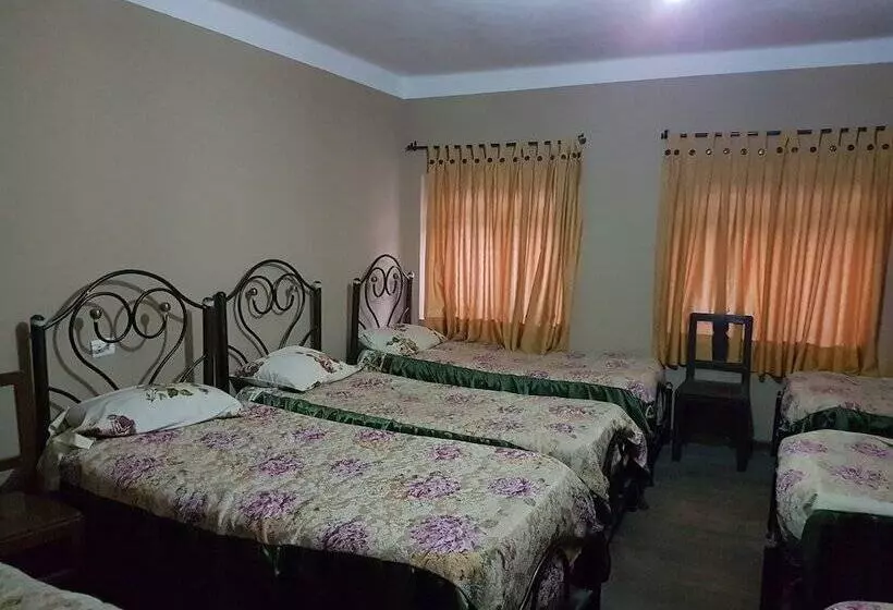 Alojamiento El Turista Hostel