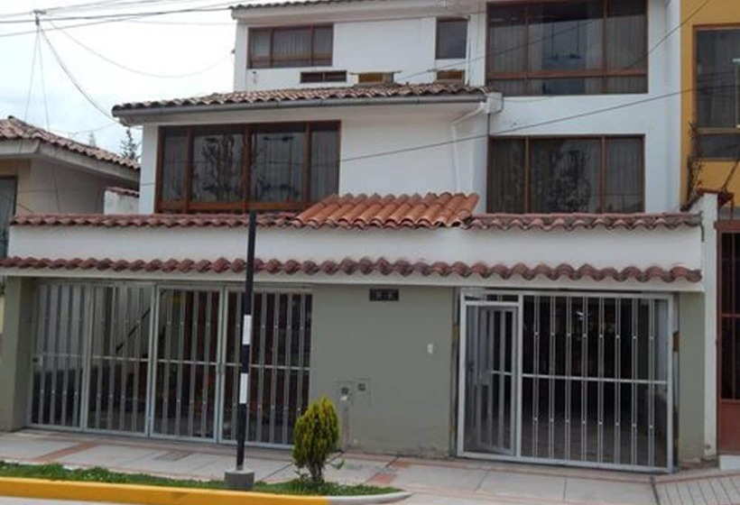 تختخواب و صبحانه Residencial Plaza España