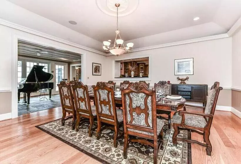 ベッドアンドブレックファースト The Manor At Courtland Farm