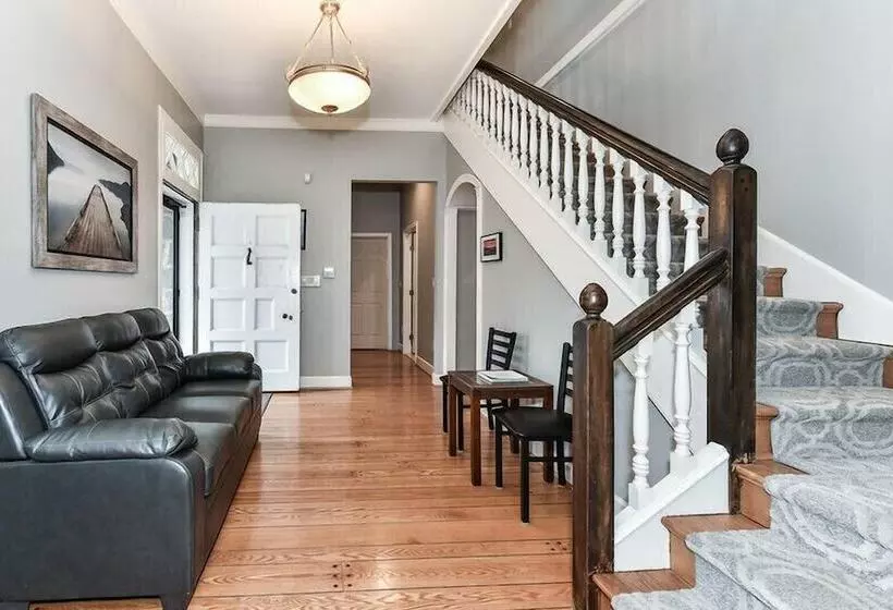 ベッドアンドブレックファースト The Manor At Courtland Farm