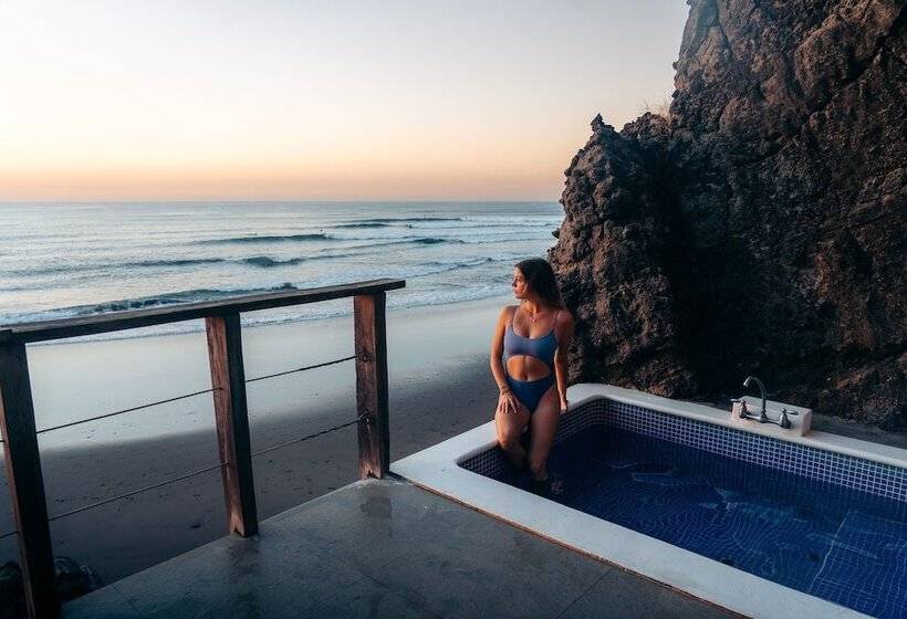 Casa De Mar Hotel And Villas