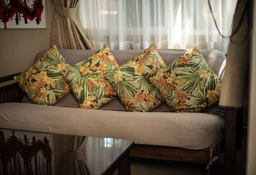 Casa De Mar Hotel And Villas