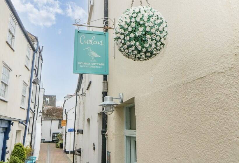 Curlews Cottage