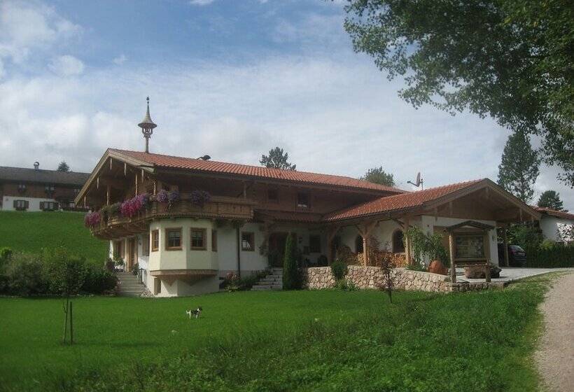 Отель Ferienwohnungen Bauregger