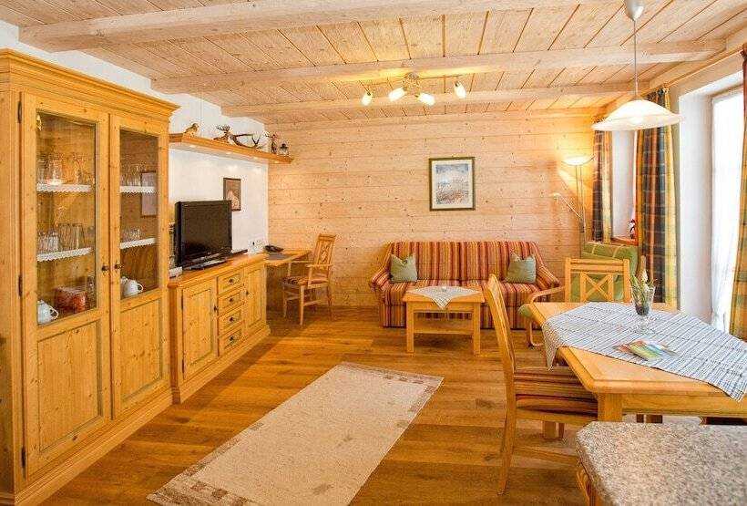 Отель Ferienwohnungen Bauregger