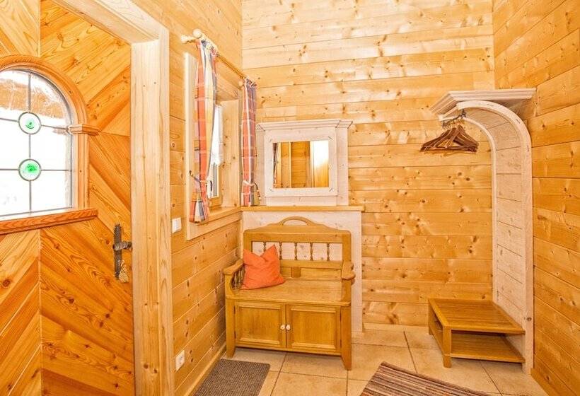 Отель Ferienwohnungen Bauregger